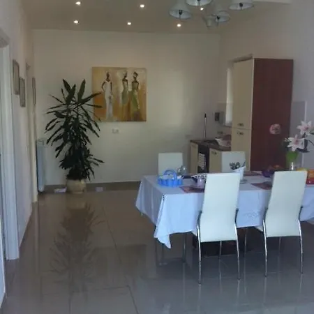 Alojamento de Acomodação e Pequeno-almoço Le Mimose Pescara
