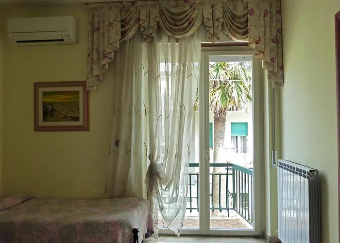 Le Mimose Oda ve Kahvaltı Pescara